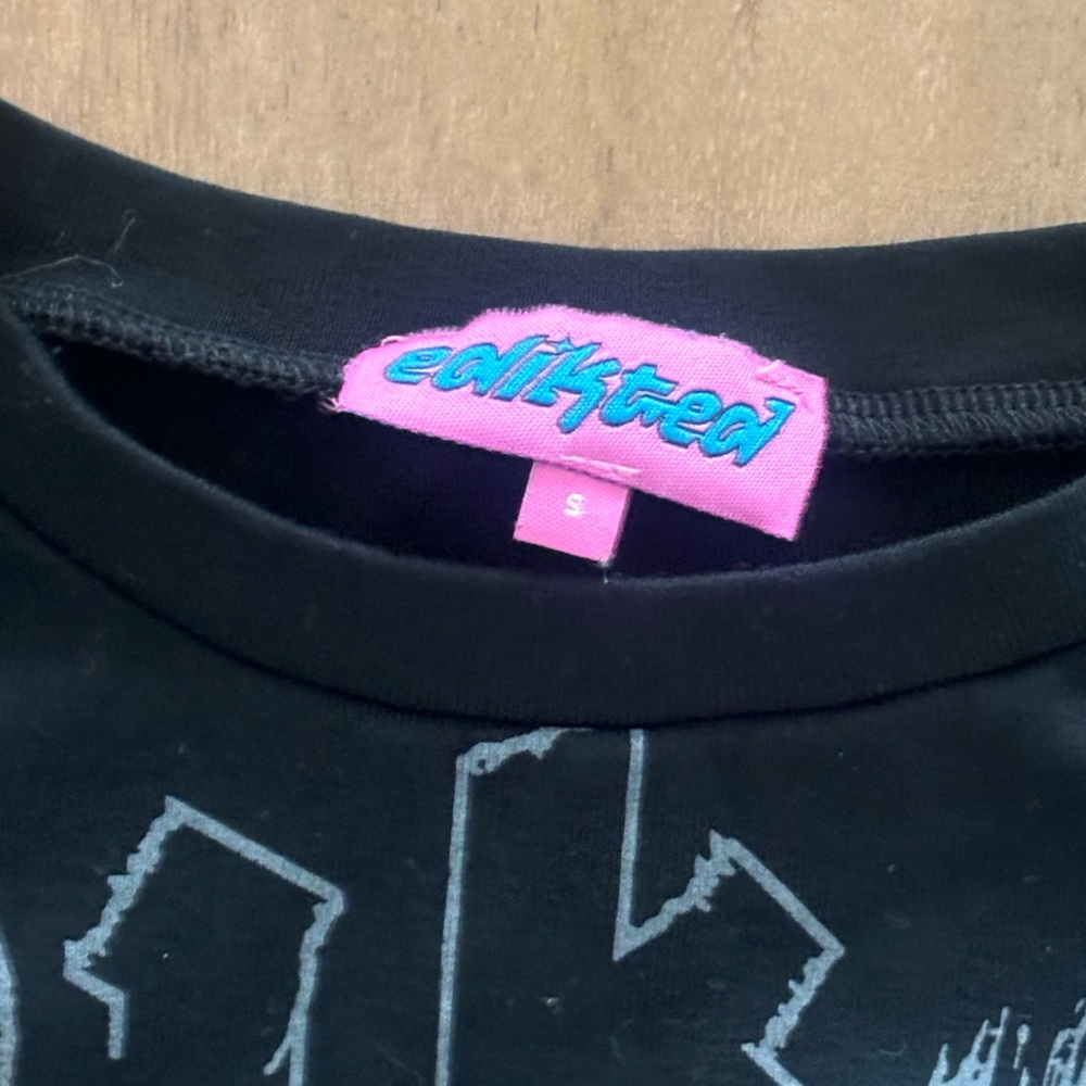 Edikted Black Graphic Tee - Picture 2 of 3